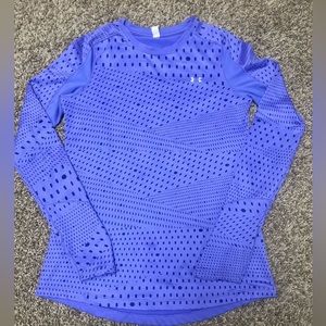 Under Armour cold gear small fitted long sleeved top
